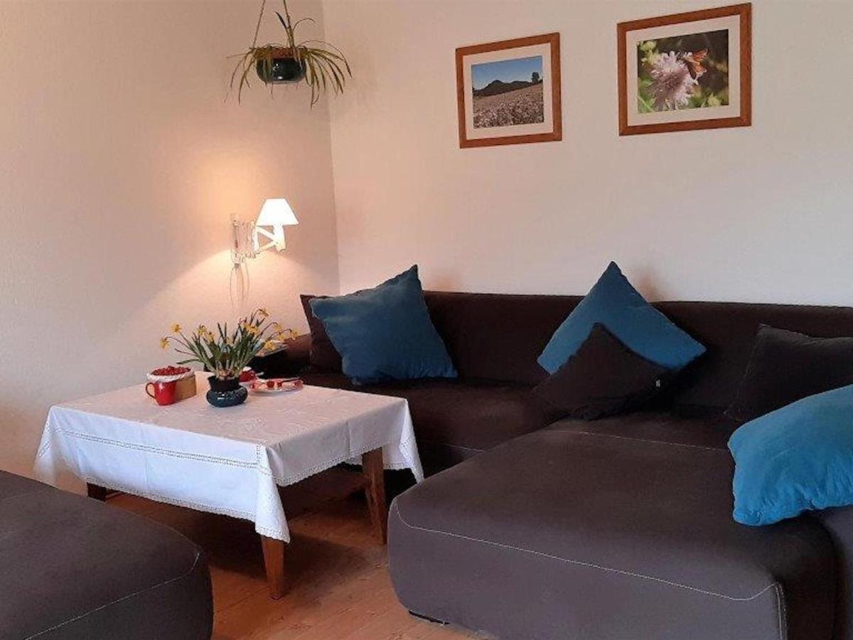 Quiet Holiday Home With Terrace Korbach Ngoại thất bức ảnh